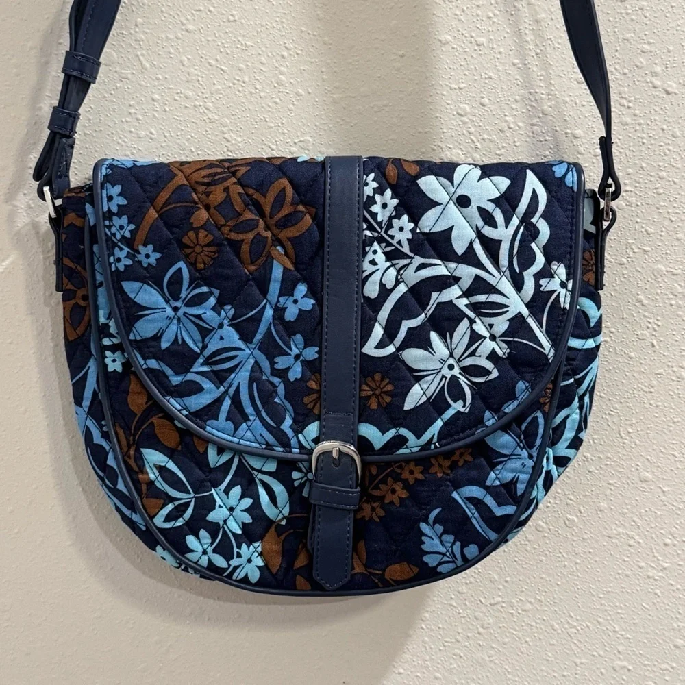 Vera Bradley Java Flora Slim Saddle Bag Crossbody Adjustable Quilted Casual